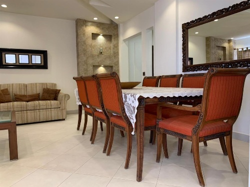 Ultimate Luxury by the Sea - 3 Bed Apartment image 4