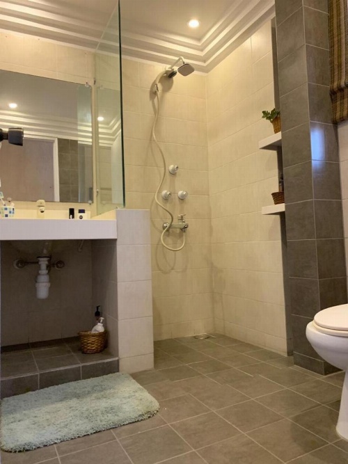 Ultimate Luxury by the Sea - 3 Bed Apartment image 9